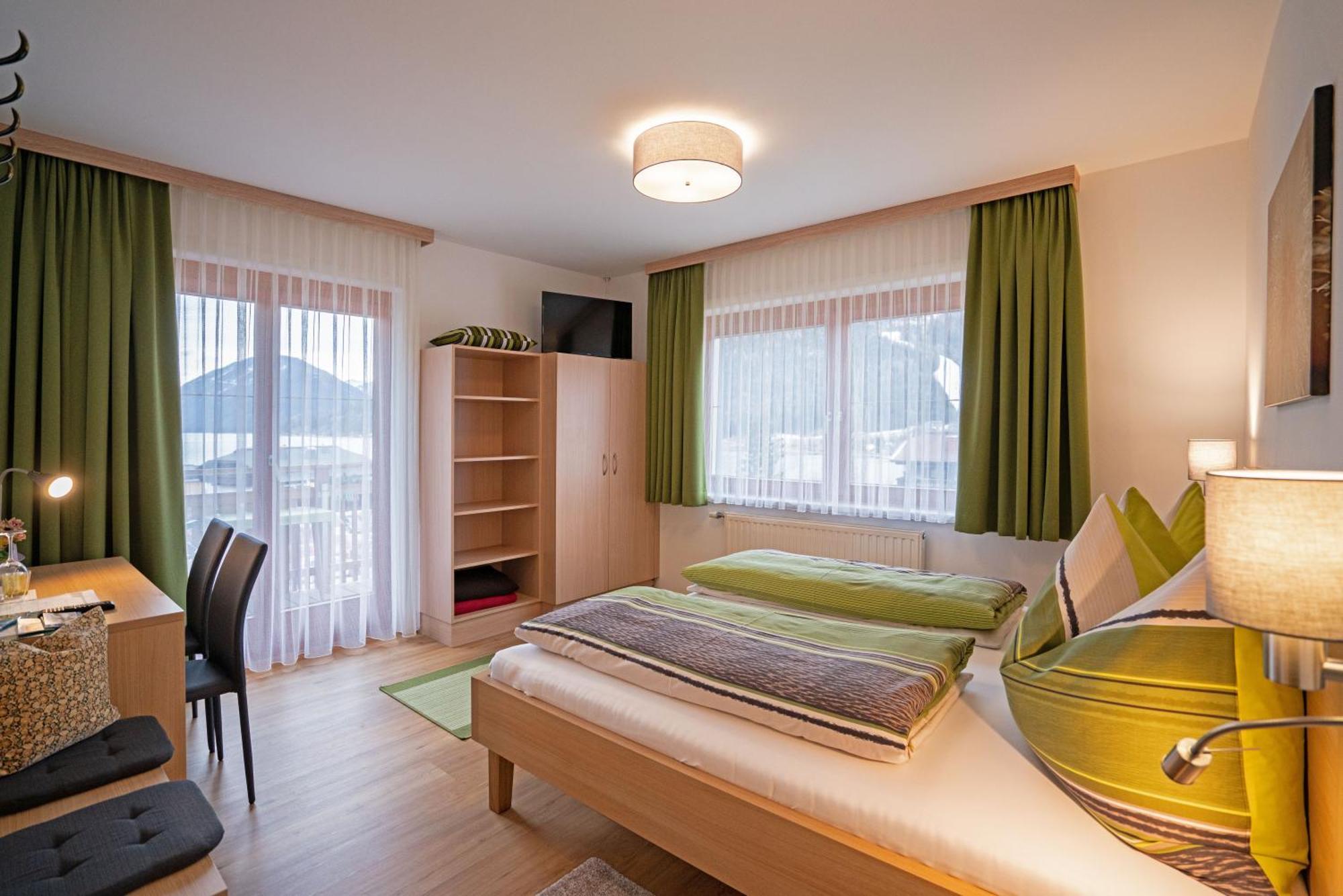 Haus Lackner Am Weissensee In Kaernten Luaran gambar